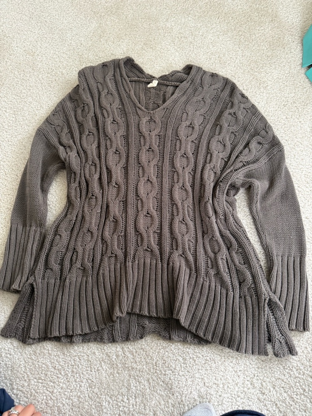 Wishlist Cable Knit V-Neck Sweater - Taupe Gray